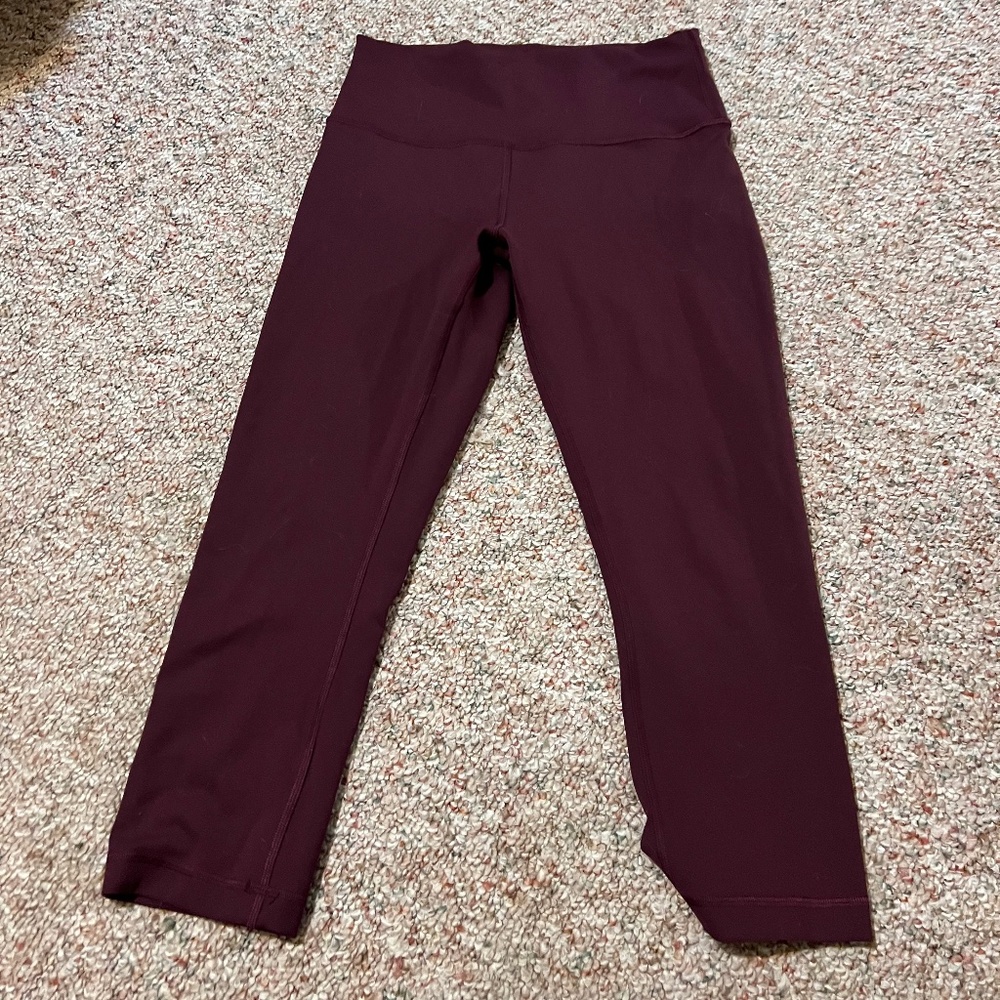 Wunder Train High-Rise Crop 21” Cassis Size 8